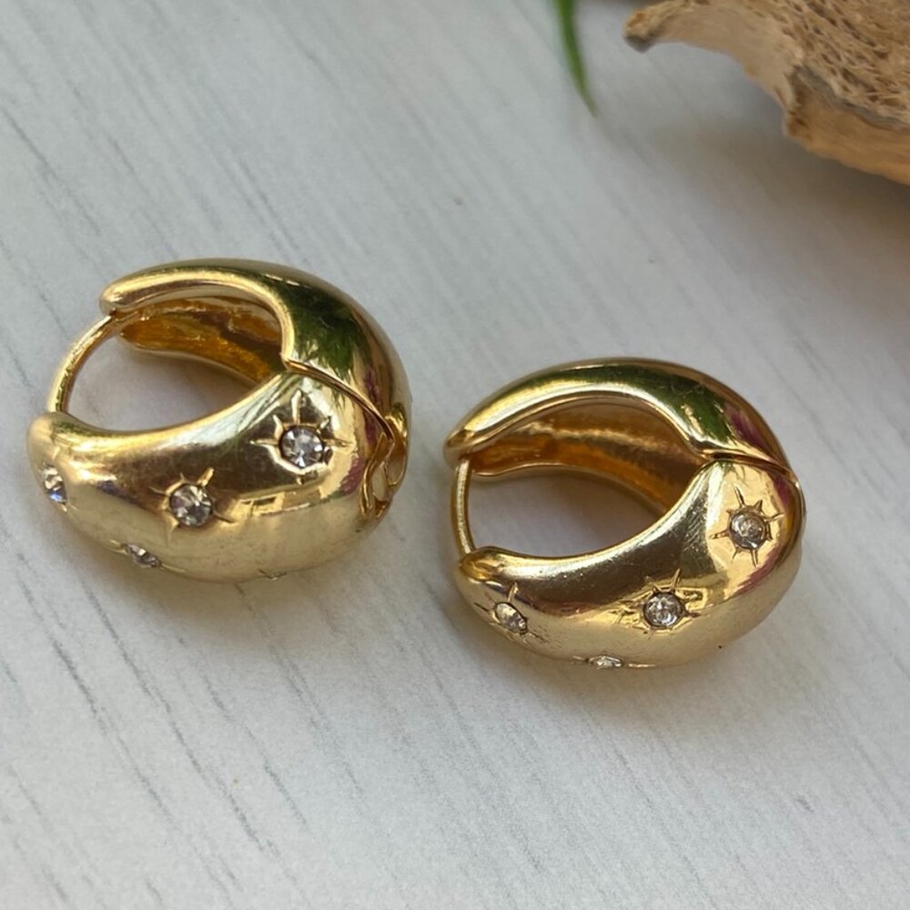 Eight-pointed star design drop-shaped thick hoop earrings - exquisite